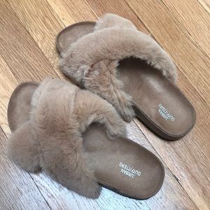 Fur Urban Outfitters Slides